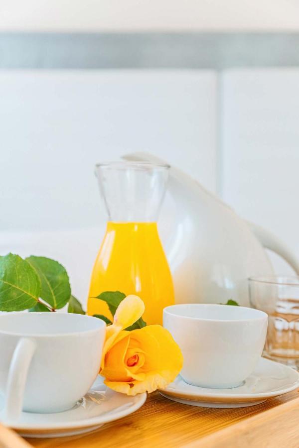 Marinis Boutique Rooms Nea Iraklitsa ภายนอก รูปภาพ