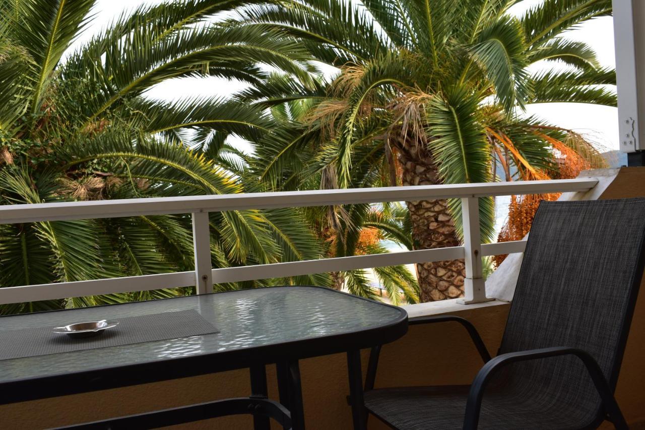 Marinis Boutique Rooms Nea Iraklitsa ภายนอก รูปภาพ